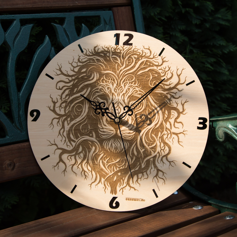 Holzuhr Modell Loewe_02